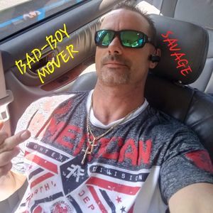 Meet your Posher, Johnathan